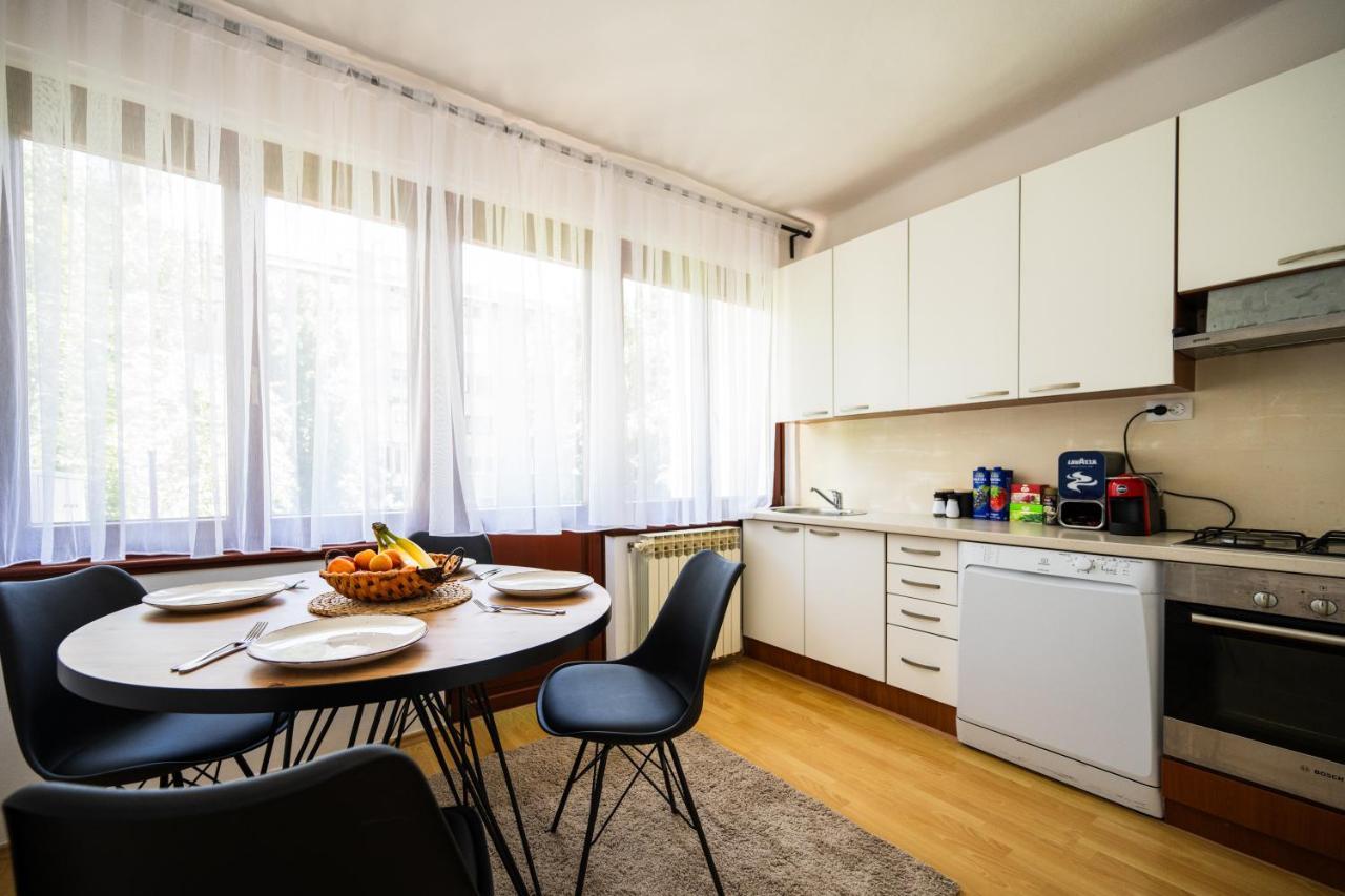 Cozy One-Bedroom Apartment Near City Center SJJ Exterior photo