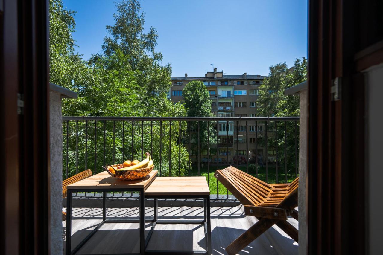 Cozy One-Bedroom Apartment Near City Center SJJ Exterior photo